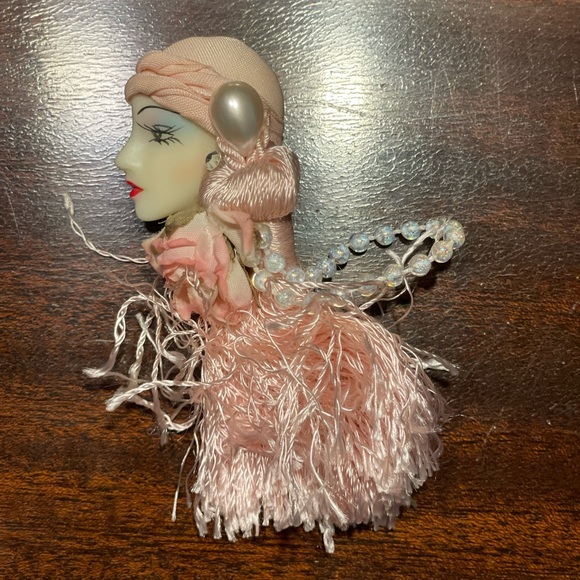 Jewelry Vintage Ceramic Lady Head Brooch Poshmark